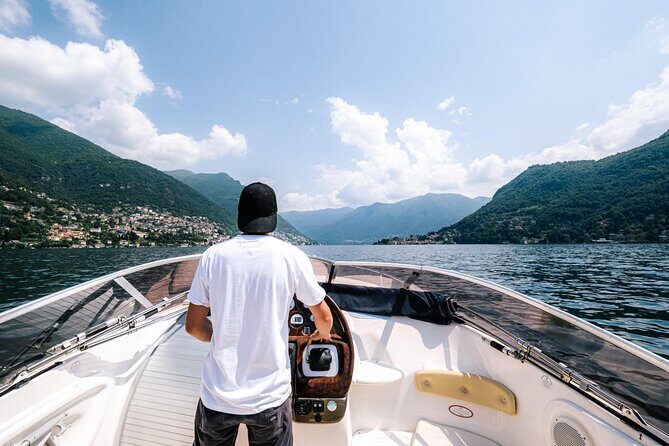 1 Hour Private Cruise on Lake Como Motoscafo Cranchi - Private, one-hour Lake Como cruise: what you’re really buying