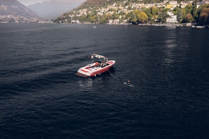 1H Wakeboard and Wakesurf on Lake Como with Mastercraft Boat - Cruise highlights: Comacina Island and Orrido di Nesso