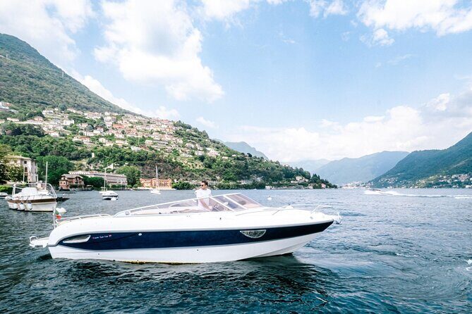 2 Hours Private Cruise on Lake Como Cranchi Motorboat - Entering The Cruise: What This Two Hours Really Feels Like