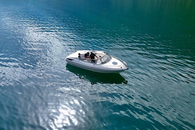 2H, 3H, 4 Hours Private Boat Tour in Lake Como Luxury Experience - Tremezzо and Villa del Balbianello: gardens plus movie-set drama