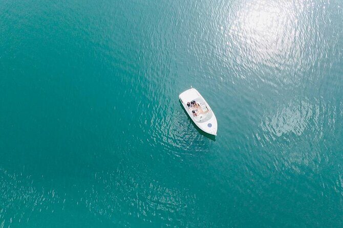 2H, 3H, 4 Hours Private Boat Tour in Lake Como Luxury Experience - The route logic: how you fit villas, towns, and nature into 2–4 hours