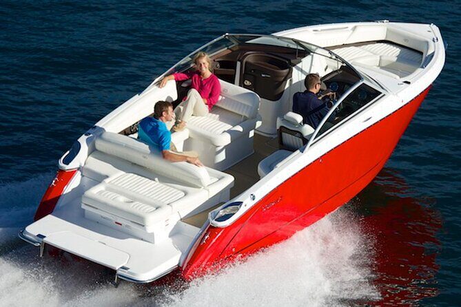 3 Hours Private Breathtaking Como Lake Boat Tour - Villa Carlotta Area: Elegant Gardens and a Romantic Residence Feel