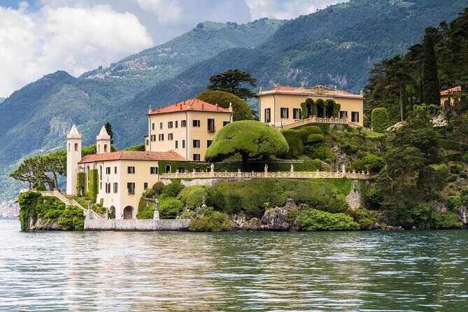 4H Como Lake Cruise drop of Bellagio and Varenna on Mostes Boat - First Impressions on the Black Pearl: How the Cruise Feels