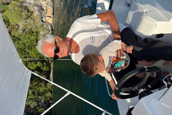 6 hour boat tour with captain on Lake Como - Varenna: Lover’s Walk and a Castle-Option Side Trip