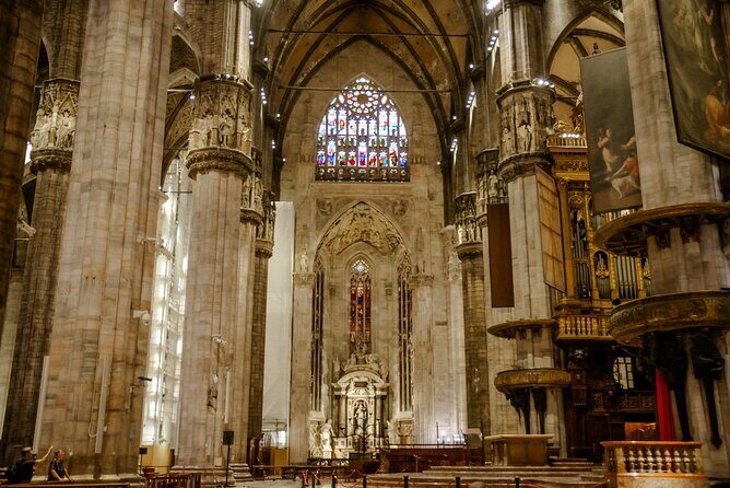 Best of Milan Small-group Walking Tour with Duomo visit - Via Dante and Piazza Affari: Street-Level Milan, Not Just Monuments
