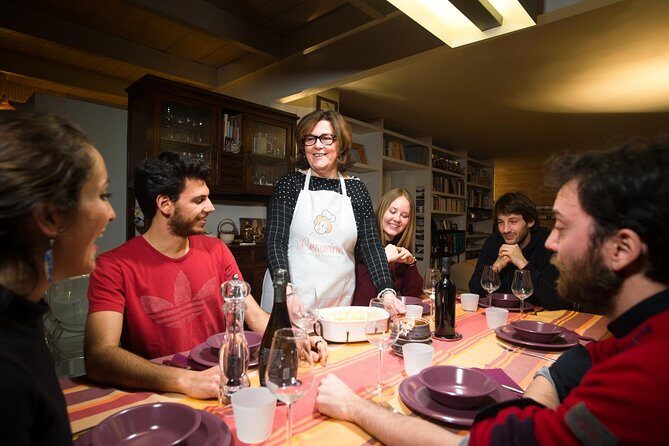 Cernobbio: Show Cooking & Dining at a Local’s Home - Key things that make this a standout night