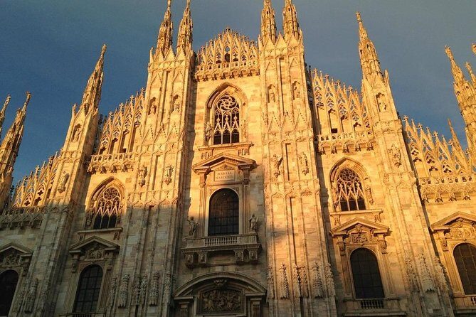 Classical Milan tour - La Scala museum and theater boxes: the special inside look