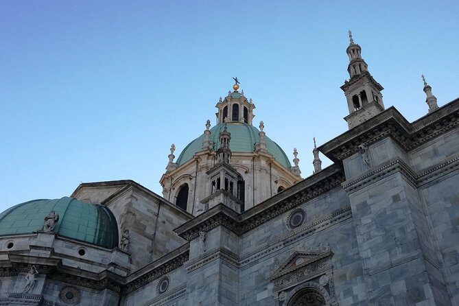 Como: Guided City Tour - Piazza Cavour Start: The Lake-and-Hills View That Sets the Mood