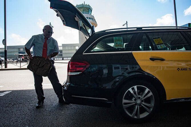 Como Private Transfer from Como city centre to Milan Malpensa Airport - Price and value: is $319.39 a good deal?
