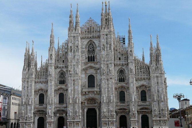 Duomo and Sforza Castle Guided Tour in Milan - Milan’s Duomo di Milano: the cathedral as the city’s symbol