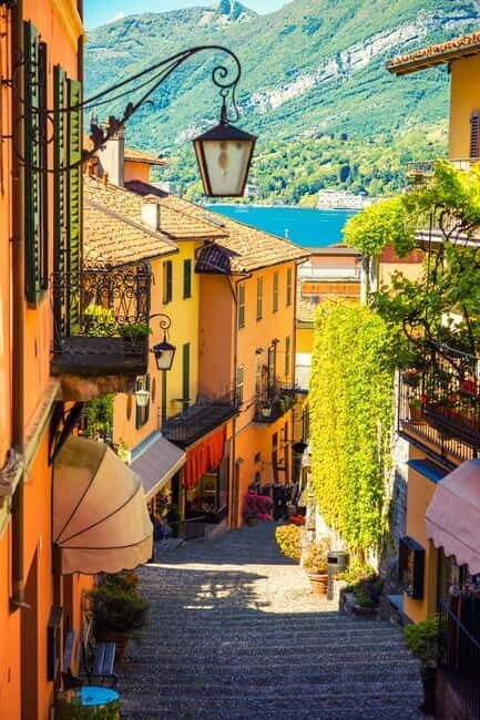 From Milan: Como, Tremezzo, & Bellagio Private Full-Day Tour - From Milan to Como by private ride: the best kind of head start