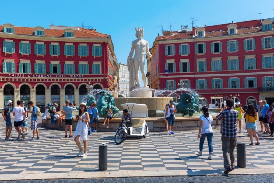 From Milan: Discover the Splendor of Monaco and Nice - The long coach ride (5 hours each way) and how to use it
