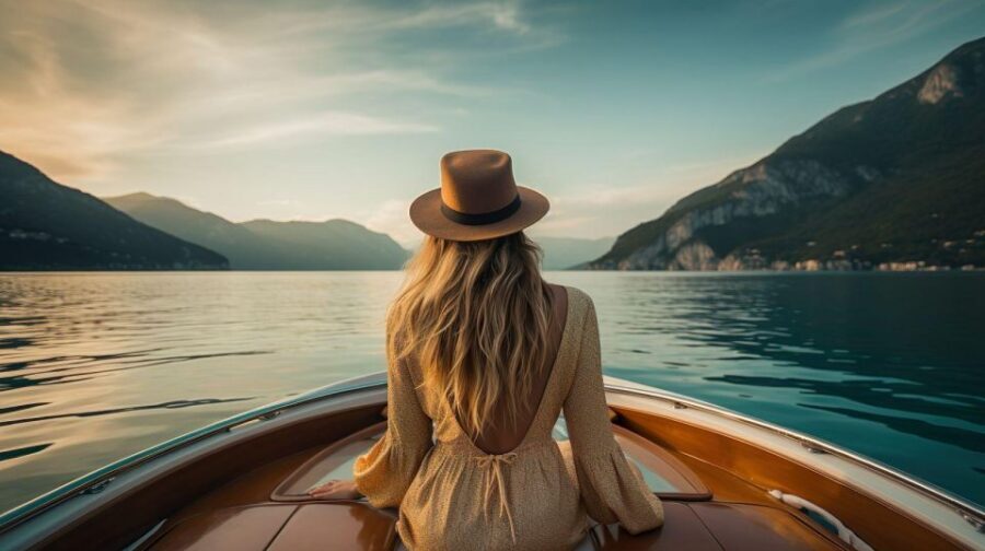 From Milan: Lake Como & Bellagio Day Trip w/ Private Driver - Price and logistics: is 779€+ per person good value?