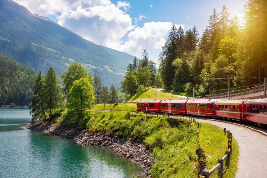 From Milan: St Moritz & Alps Day Trip with Bernina Red Train - Lombardy to Bernina Pass: what you’ll see on the coach