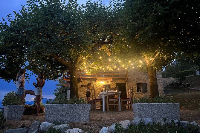 La 'Dolce Vita' Hike to Mountain House with Lake View Aperitivo - Food and hospitality: why hosts Marco and Natalie matter
