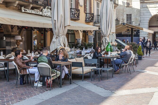 Lake Como Food Tour - Eat like a real Local - Piazza Amendola Giovanni: Polenta Uncia and Sciatt in One Go