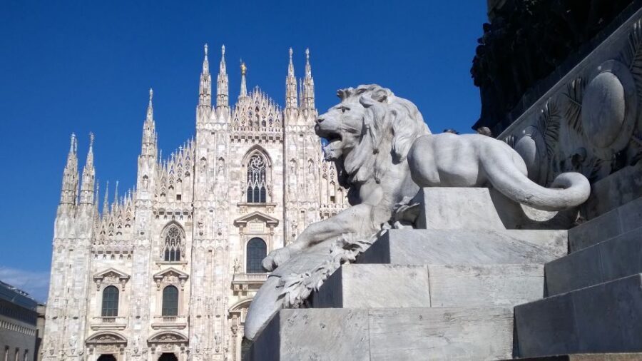Milan 3–Hour Cultural Bike Tour - Renaissance power to Roman roots: what you get between stops