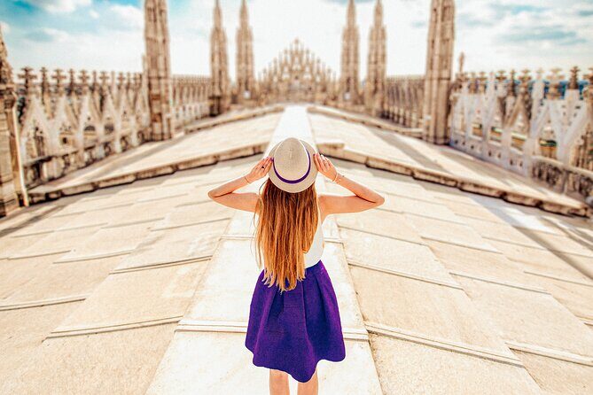 Milan: Cathedral and Duomo's Rooftop Guided Tour - Meeting at Piazza del Duomo: How the Flow Works in Real Life