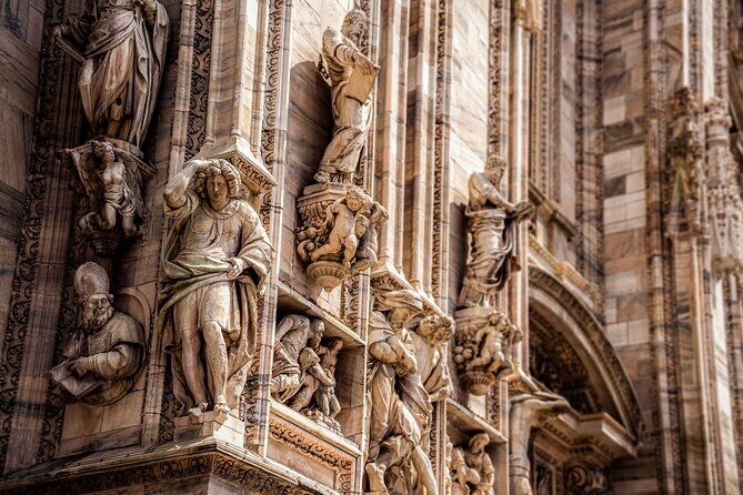 Milan: Cathedral and Duomo's Rooftop Guided Tour - Stop 1: Duomo Di Milano Interior with Skip-the-Line and Big-Story Explanations