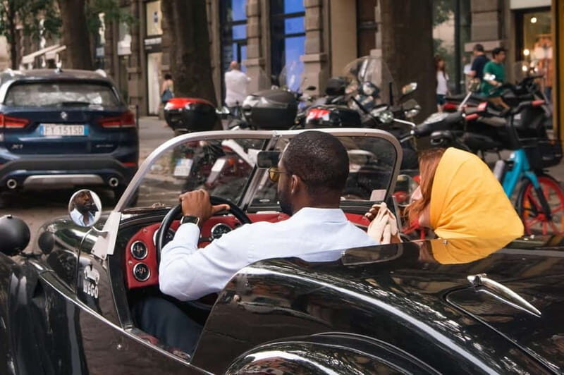 Milan: City Highlights Private Tour by Vintage Car - Meeting in Piazza Venticinque Aprile and keeping the day simple