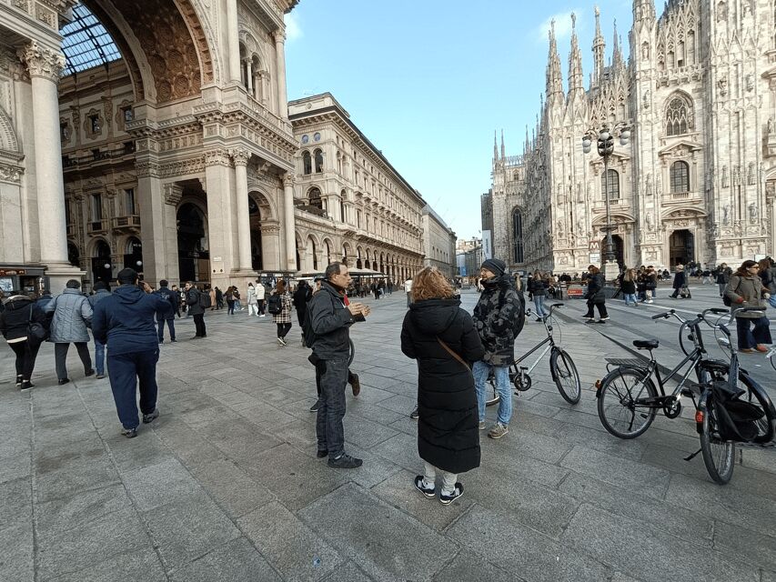 Milan: ELECTRIC-Bicycle Tour Live Tour Guide 3 hours & half - Meeting at AT CARGO BIKE STORE: what’s included and what isn’t
