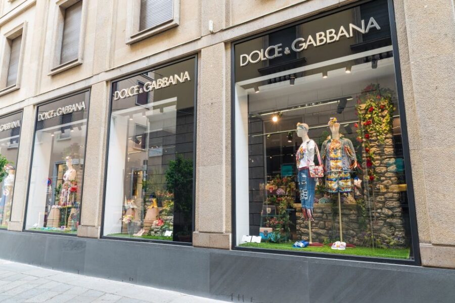 Milan Fashion, Art and Design Private Walking Tour - Should you book this Quadrilatero della Moda private tour?