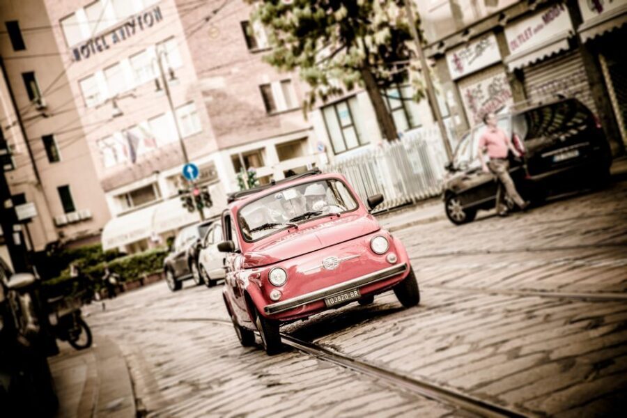 Milan: Fast Tour by Vintage Red Fiat 500 (30 mins, no stop) - The 30-minute format: what “no stop” really means for you