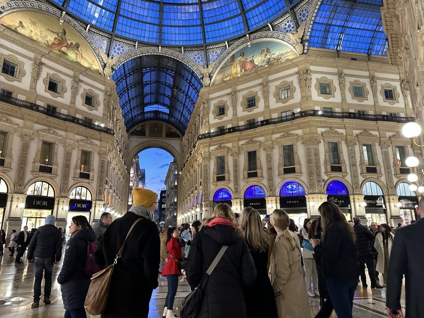 Milan: Gourmet Street Food Tour with Sightseeing and Tasting - Practical tips to make the 2.5-hour walk feel easy