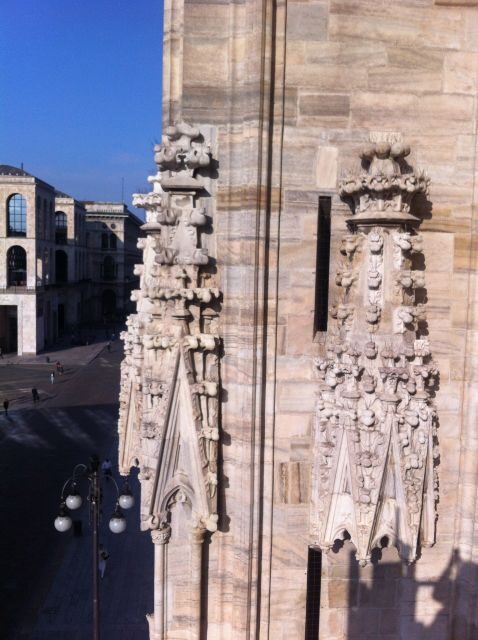 Milan Highlights Private 3-Hour Walking Tour - Meet at Piazza del Duomo and get moving quickly