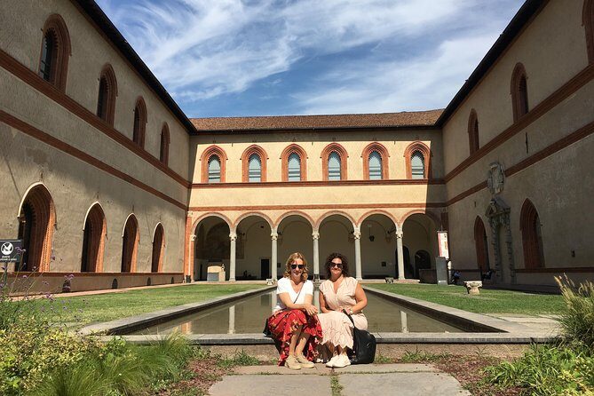 Milan Must-See Sites Guided Tour with Skip-the Line Tickets to Duomo & Cathedral - Meet at Sforzesco Castle: get your Milan bearings fast