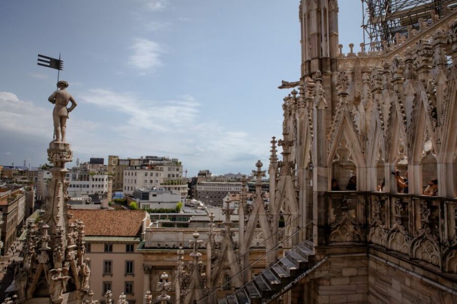 Milan: Priority Access Duomo and Rooftop Tour - Meeting Point + What to Wear (Yes, It’s a Real Thing Here)