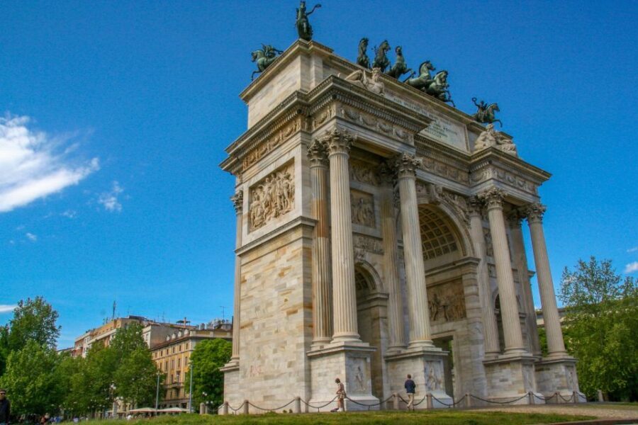 Milan: Private 4-Hour Walking Tour - Brera streets and the Pinacoteca zone: art without the heavy ticket load