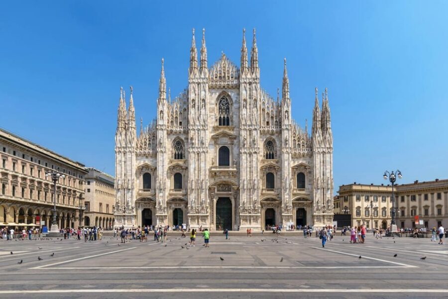 Milan: Private Duomo Cathedral and Roof Top Guided Tour - Inside the Duomo: art, architecture, and the stories people miss