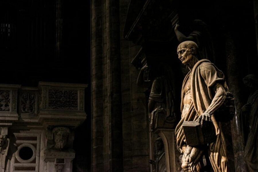 Milan: Private Duomo Cathedral and Roof Top Guided Tour - Quick reality check on schedules and closures