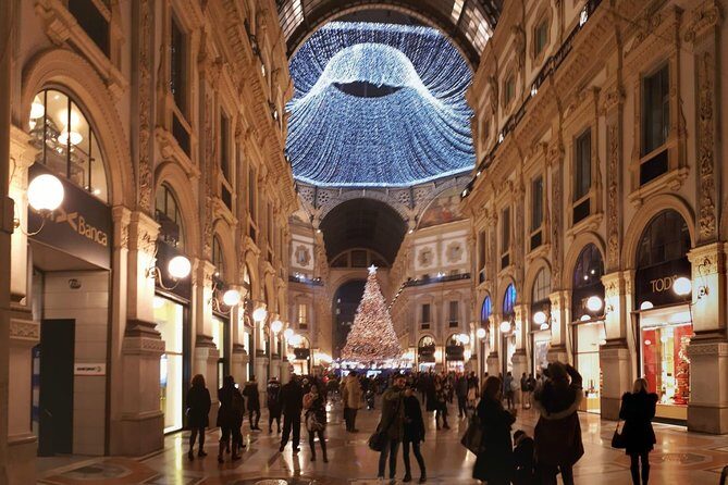 Milan Private exclusive Duomo Tour - Duomo Di Milano: Seeing the Gothic inside, not just the postcard outside
