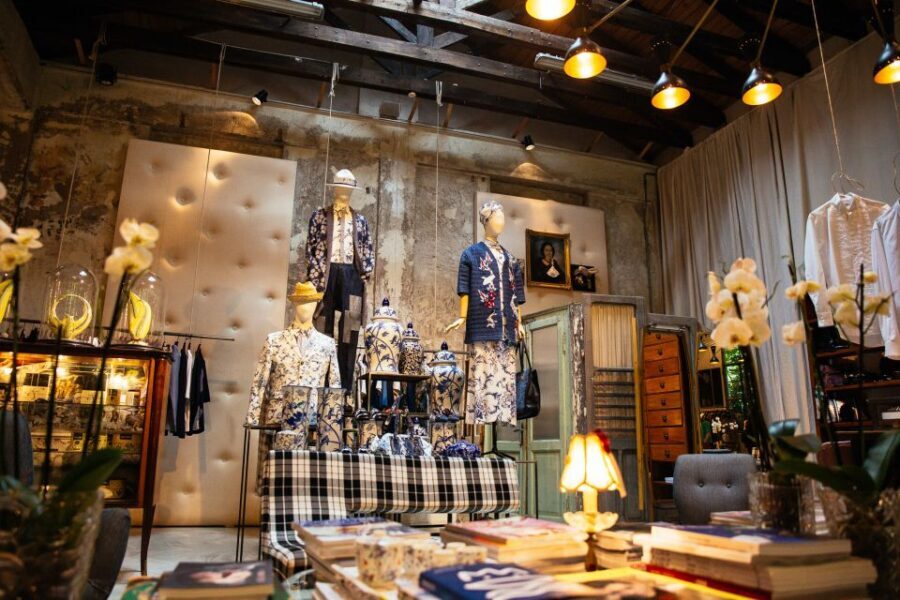 Milan: Private Fashion Tour - Roberta e Basta Art Gallery: Where Design Objects Meet Style