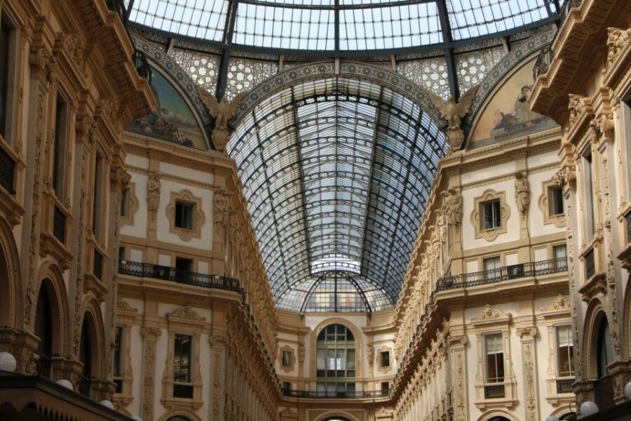 Milan: Private Sightseeing & Shopping Tour with a Local - Should You Book? My Call