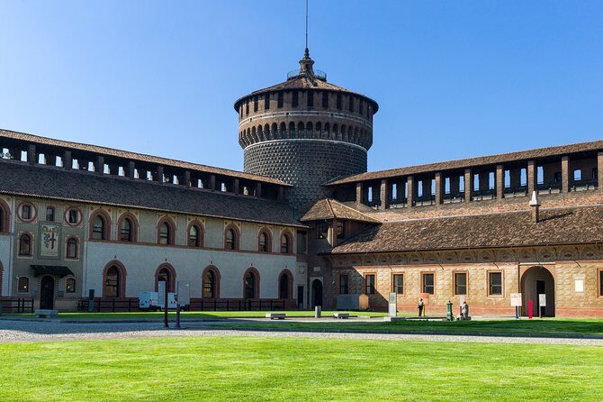 Milan Scavenger Hunt and Best Landmarks Self Guided Tour - Milan Riddles On Your Phone: How the Self Guided Game Works
