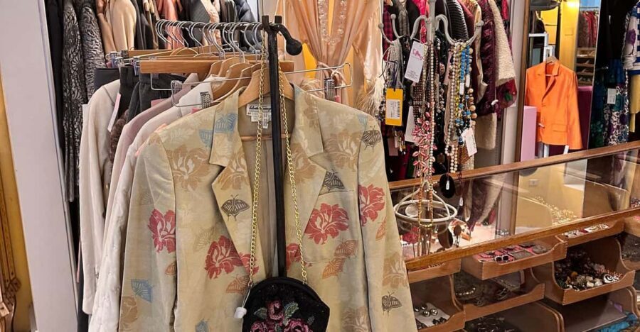 Milan: The Ultimate Vintage Shopping Guide - Vintage Clothing Stops: Designer Pieces and Practical Finds