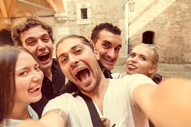Milan Treasure Hunt for Groups of Friends, Team Building & Company Incentives - Why this Milan treasure hunt works for groups