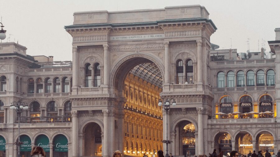 Milano City Escape: "The tenant of the Duomo" - Customer support and real-world usability