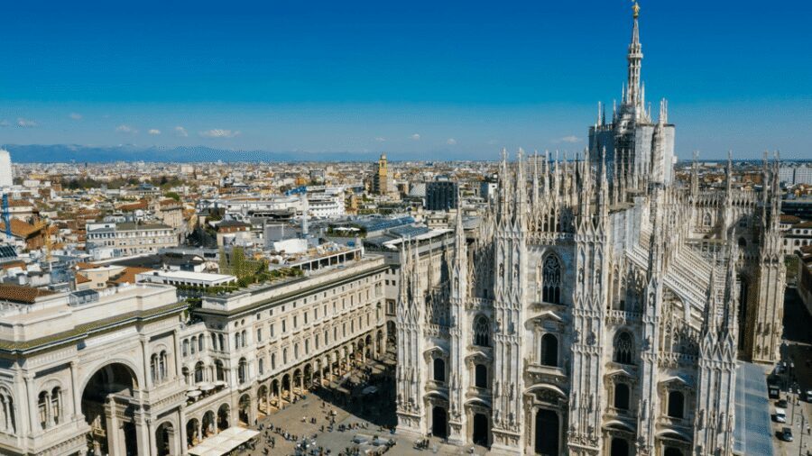 Milano City Escape: "The tenant of the Duomo" - When you’ll enjoy this the most (and when you won’t)