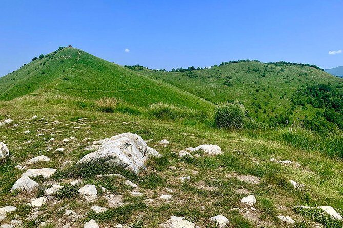 MTB Tour Lake Como Mountain Views & Local Cuisine - Gear, bike rental, and the e-bike height rule (yes, it’s specific)