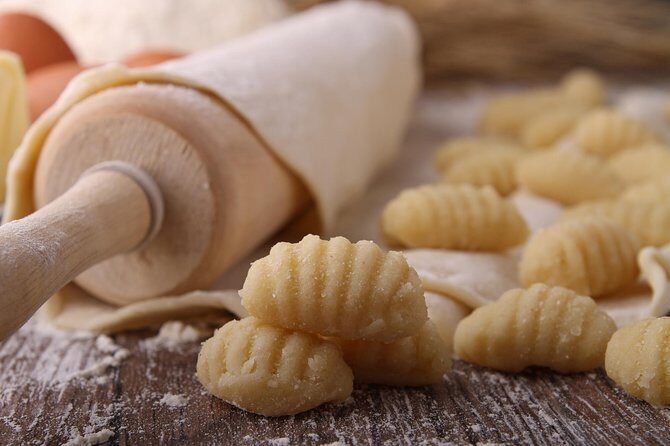 Natural Food & Wine in Milanese Home - Eat with Locals! - Seasonal Cooking From the Urban Garden to the Fish Market
