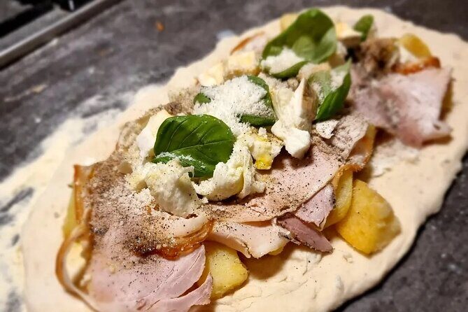 Neapolitan DOC Pizza Class And Cooking in a Wood Oven at a Local's house - Neapolitan DOC Pizza in Como: A Home-Kitchen Class with Real Technique