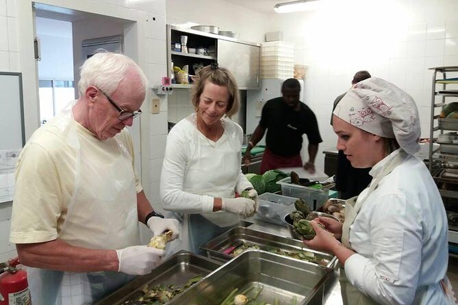 Private Lake Como Cooking Class from Como - Lunch with wine: tasting your work while someone explains why it works