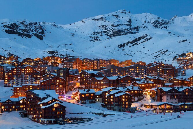 Private Transfer from Malpensa to Val Thorens - Meeting point in Val Thorens: where the service expects you to be