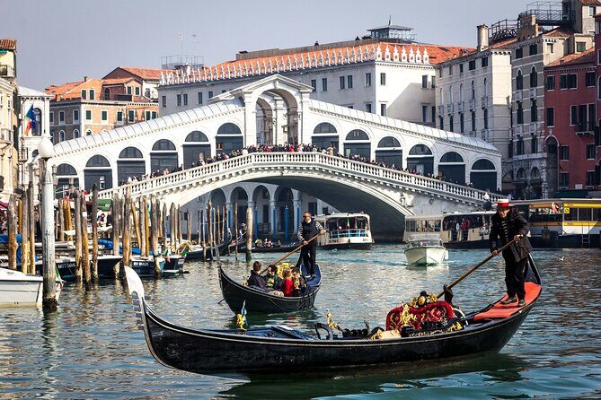 Private Transfer from Milan to Venice with a 2h Stop in Verona - Milan Pickup to Verona: Why the Start Feels Easy