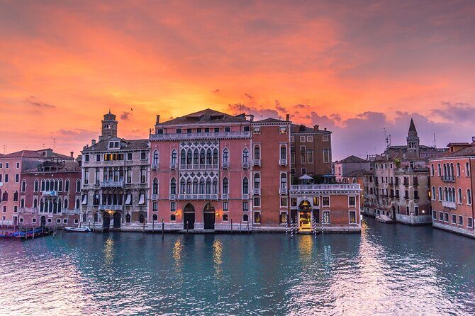 Private Transfer from Milan to Venice with a 2h Stop in Verona - Driver vs Guide Reality Check in Verona