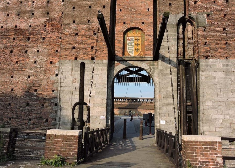 Sforza Castle & Michelangelo's Pietà Rondanini Guided Tour - The guide, the group, and the headset details that actually matter